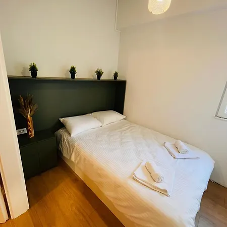 Moxa Guest house *